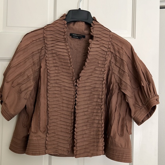 Top - Picture 4 of 6